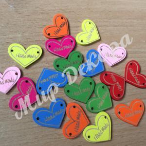 Пуговицы деревянные « Hand made” Сердце.